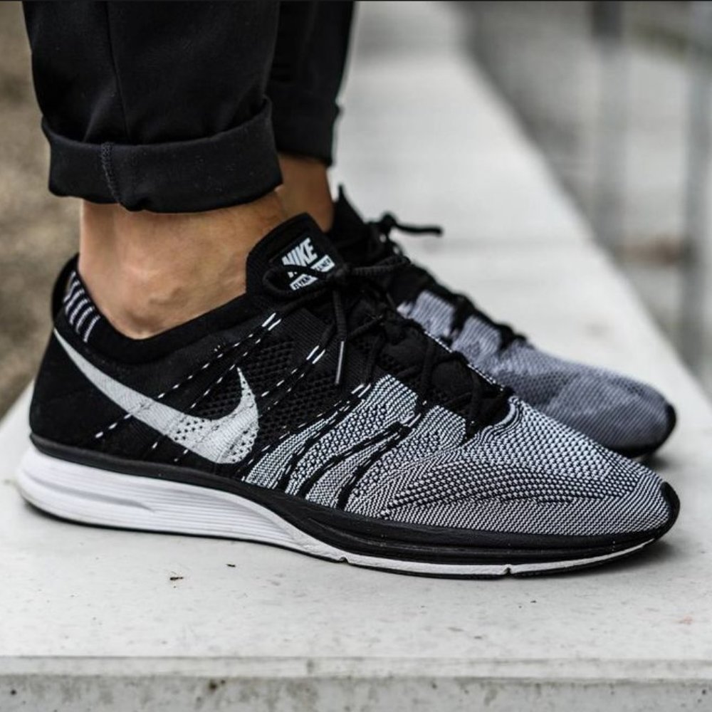 NIKE Flyknit Trainer “Oreo”